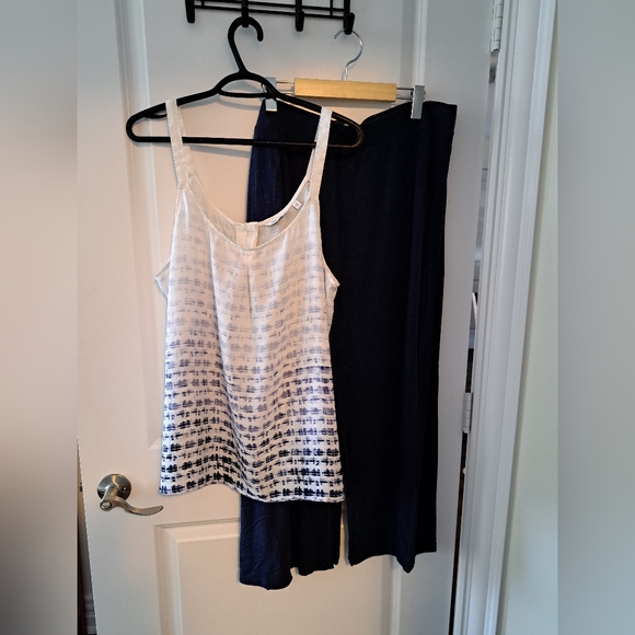 Reitmans camisole with fade pattern in size 18 plus - Picture 6 of 6